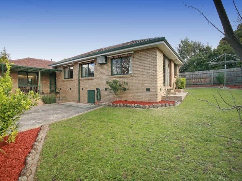 35 Mullens Road, Vermont South VIC 3133