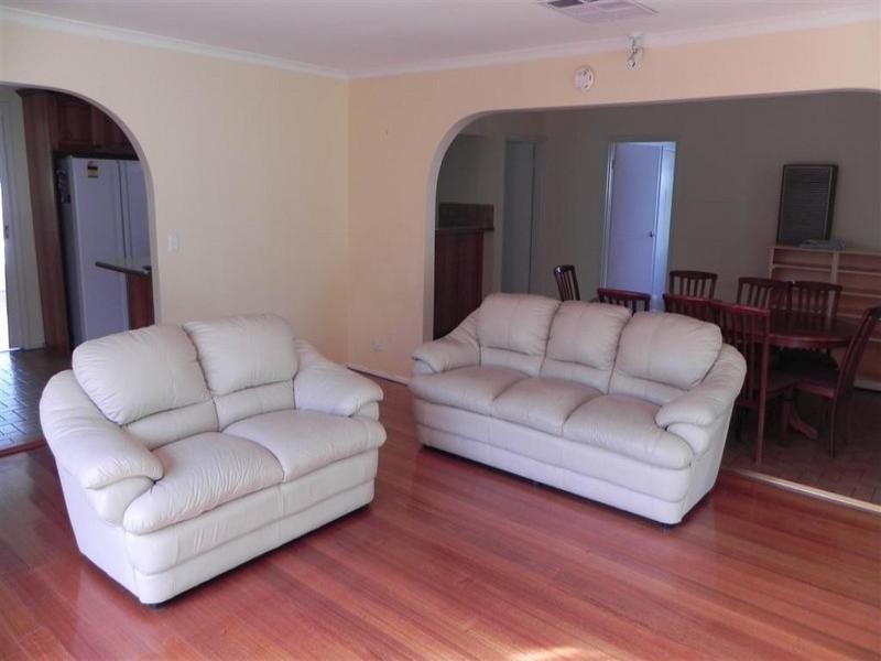 75 Cootamundra Drive, Wheelers Hill VIC 3150