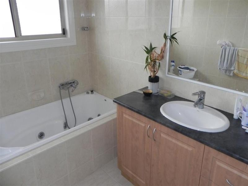 2/12 Myrtle Street, Glen Waverley VIC 3150