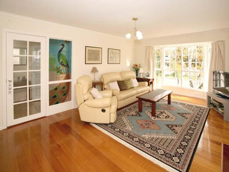 27 Koonalda Avenue, Glen Waverley VIC 3150