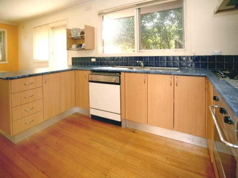85 Avonhurst Drive, Glen Waverley VIC 3150