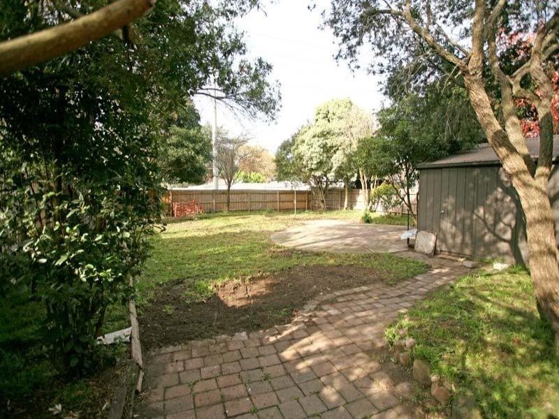 85 Avonhurst Drive, Glen Waverley VIC 3150