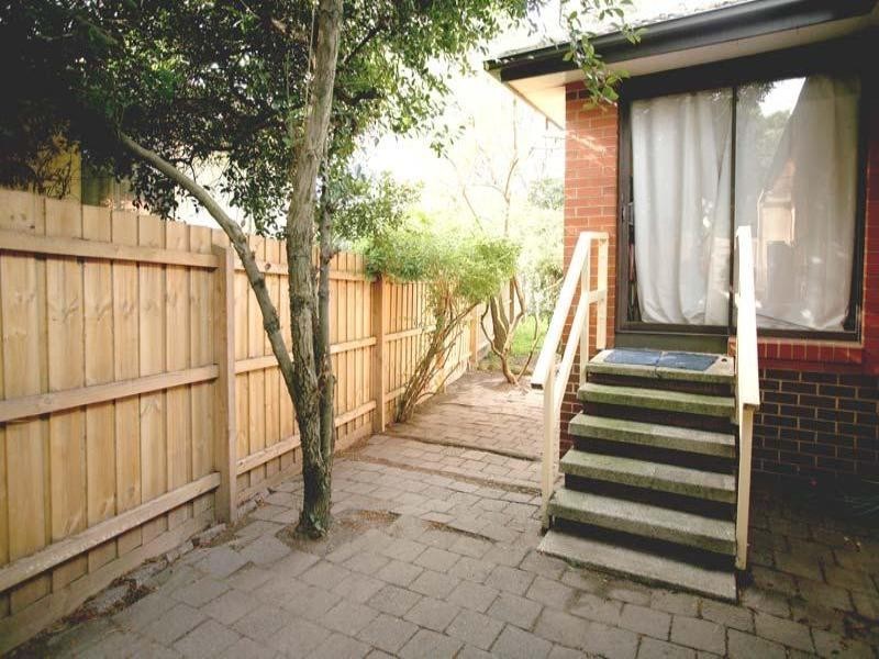 85 Avonhurst Drive, Glen Waverley VIC 3150