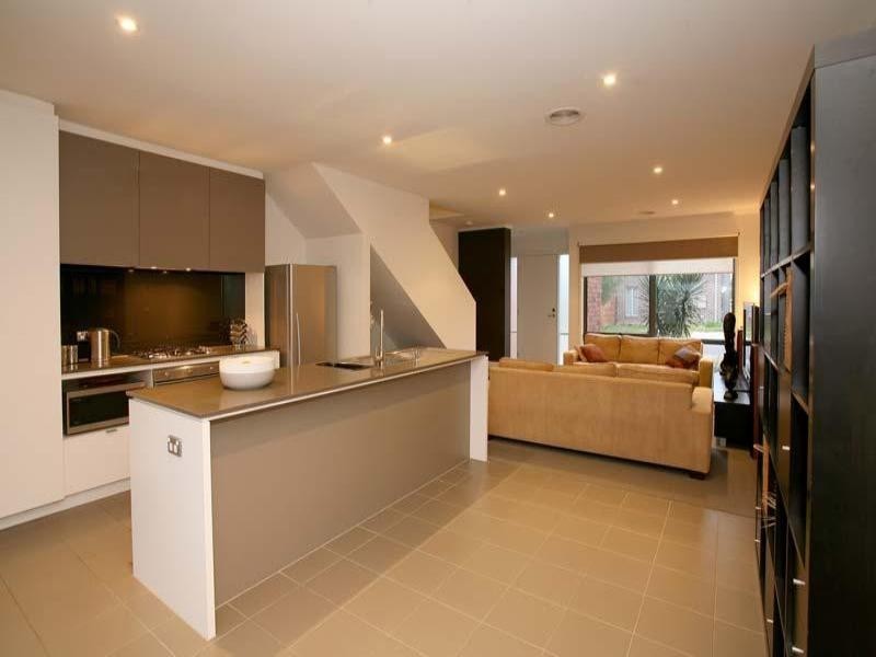 21 Camville Road, Mulgrave VIC 3170