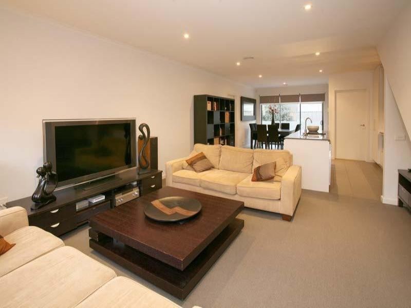 21 Camville Road, Mulgrave VIC 3170