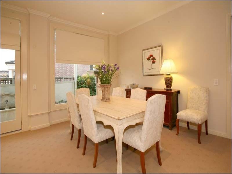 5 Maxwell Grove, Glen Waverley VIC 3150