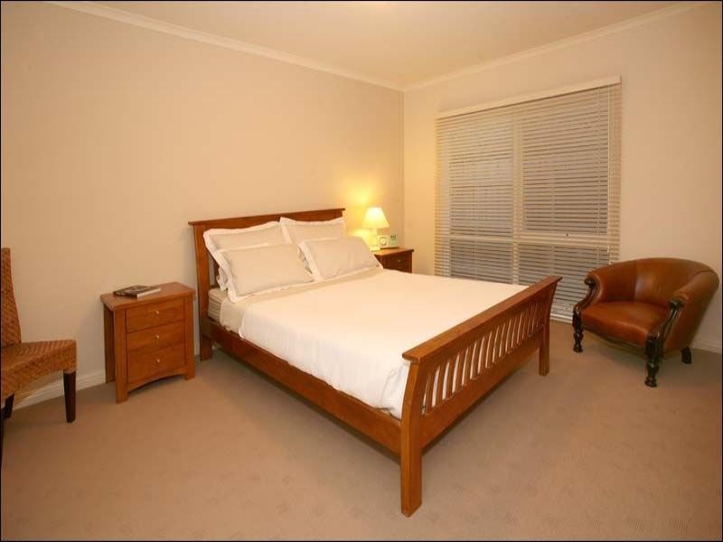 5 Maxwell Grove, Glen Waverley VIC 3150