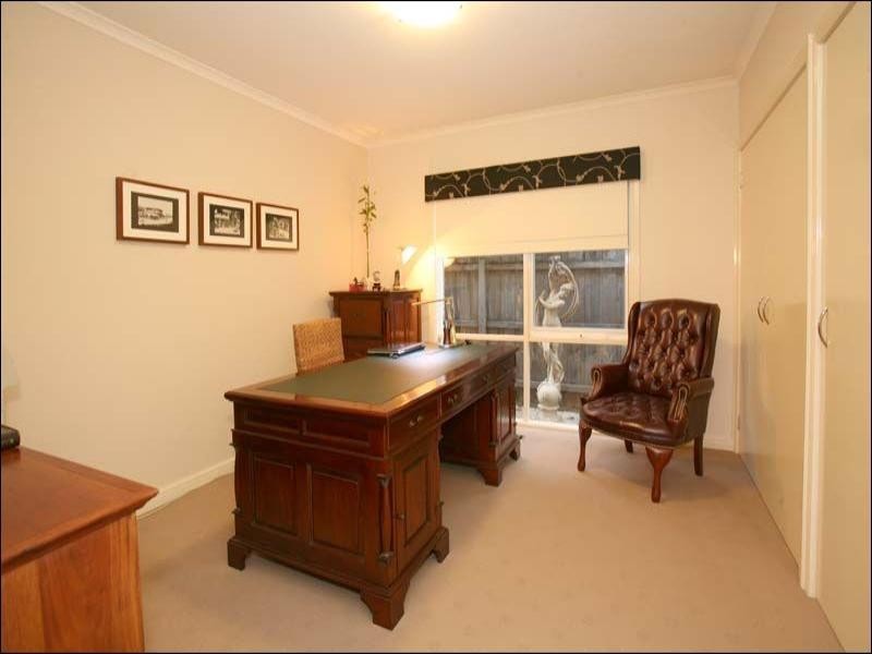 5 Maxwell Grove, Glen Waverley VIC 3150