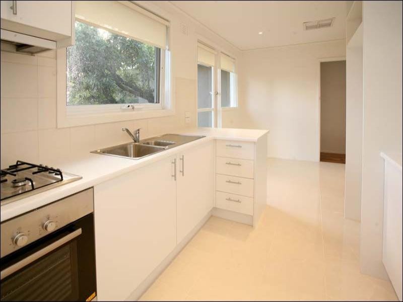 2 Kensington Court, Mulgrave VIC 3170