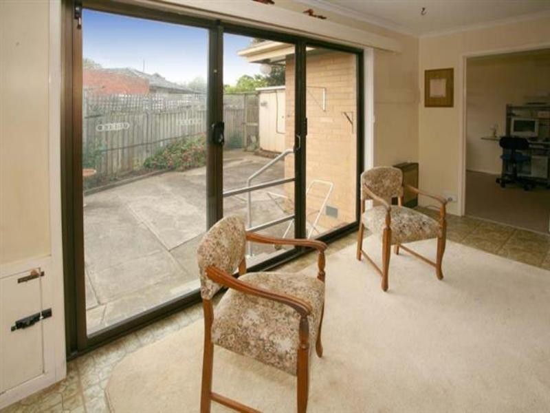 1 Tamala Avenue, Notting Hill VIC 3168