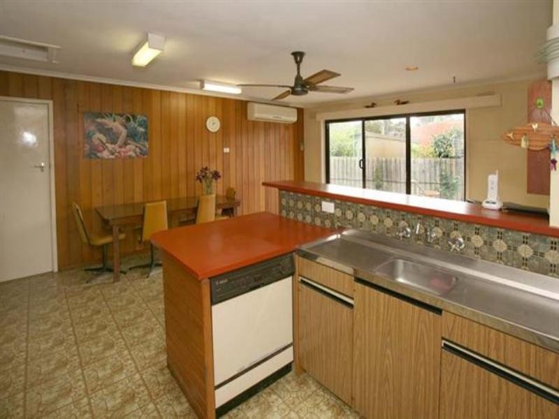 1 Tamala Avenue, Notting Hill VIC 3168