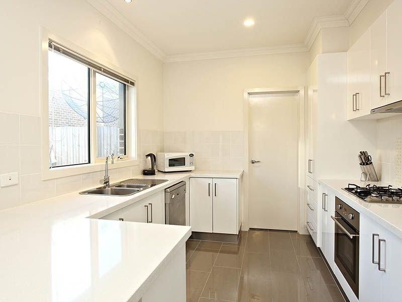 4/2 Joyce Avenue, Glen Waverley VIC 3150