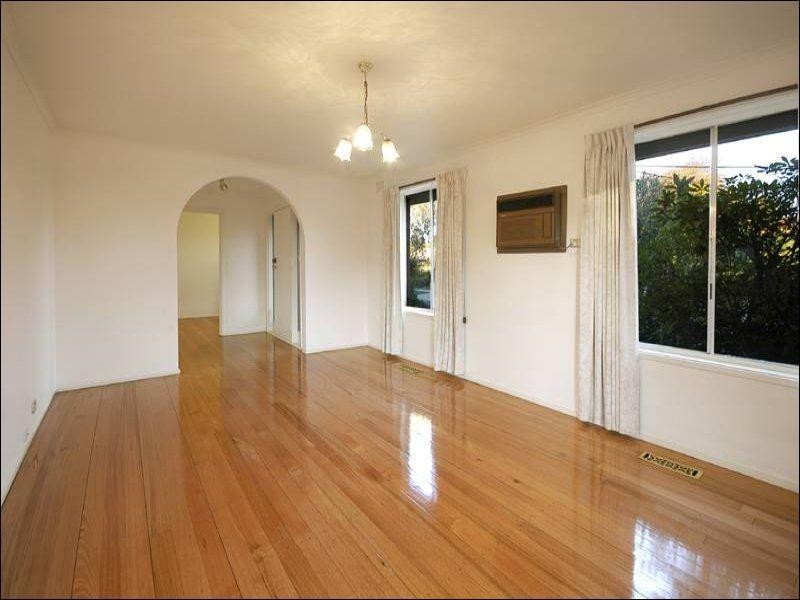 12 Excalibur Avenue, Glen Waverley VIC 3150