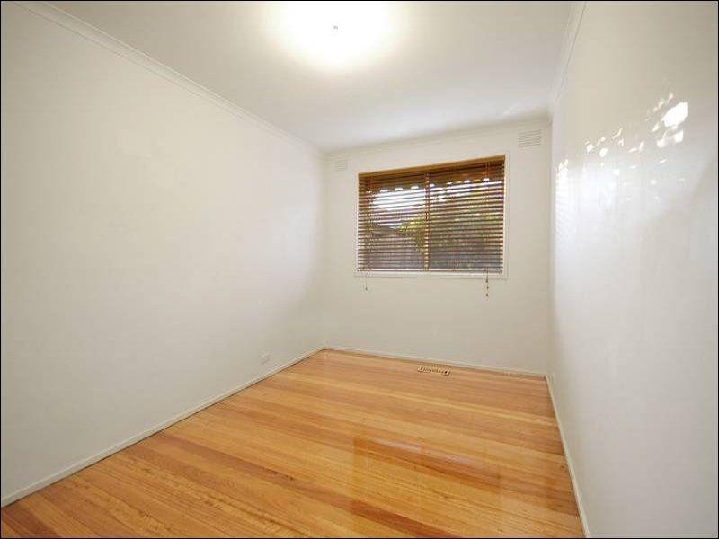 12 Excalibur Avenue, Glen Waverley VIC 3150