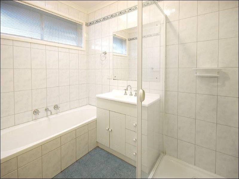 12 Excalibur Avenue, Glen Waverley VIC 3150