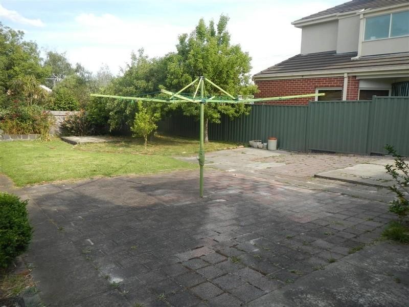 80 Parer Street, Burwood VIC 3125