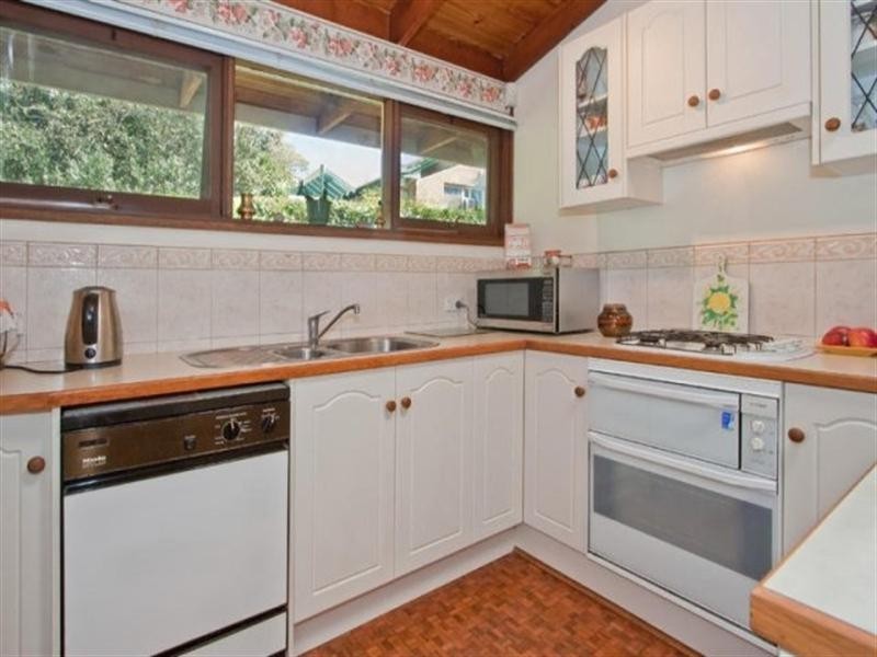 9 Claremount Court, Glen Waverley VIC 3150