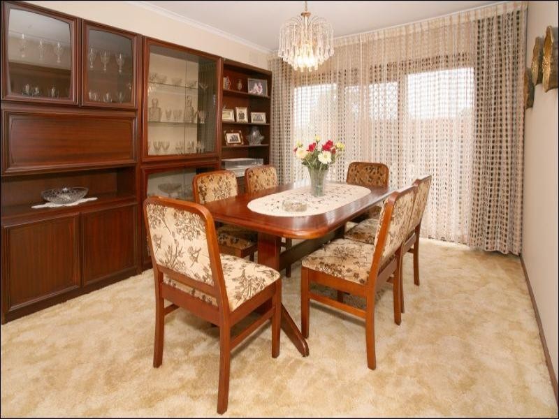 52 Cambridge Drive, Glen Waverley VIC 3150