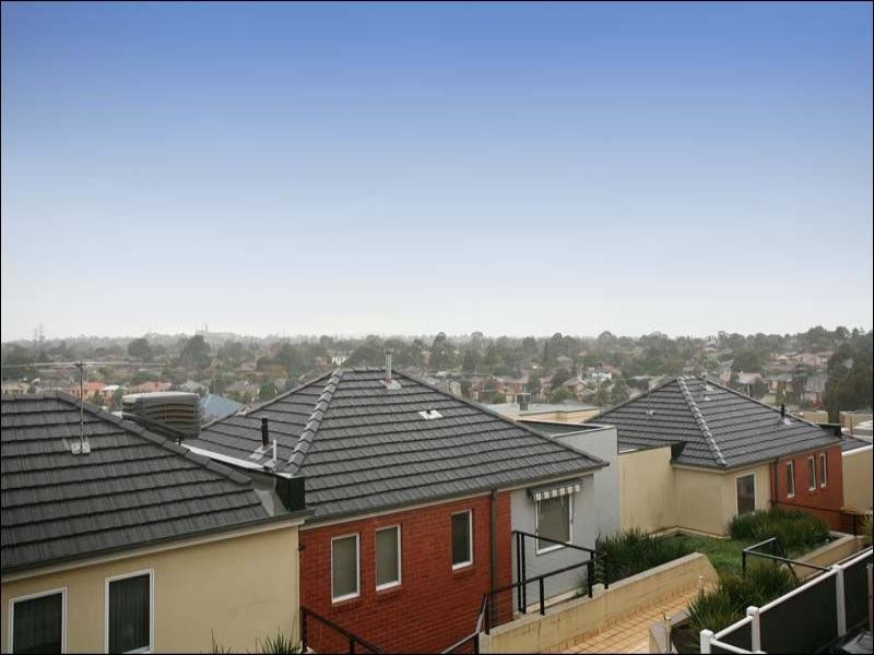 13/18 Tulloch Grove, Glen Waverley VIC 3150