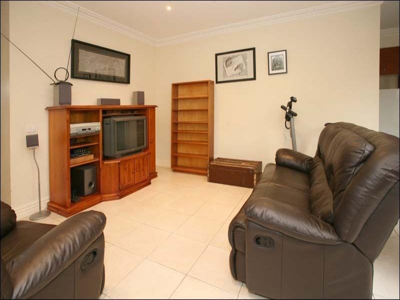 10B Caledonia Crescent, Mulgrave VIC 3170