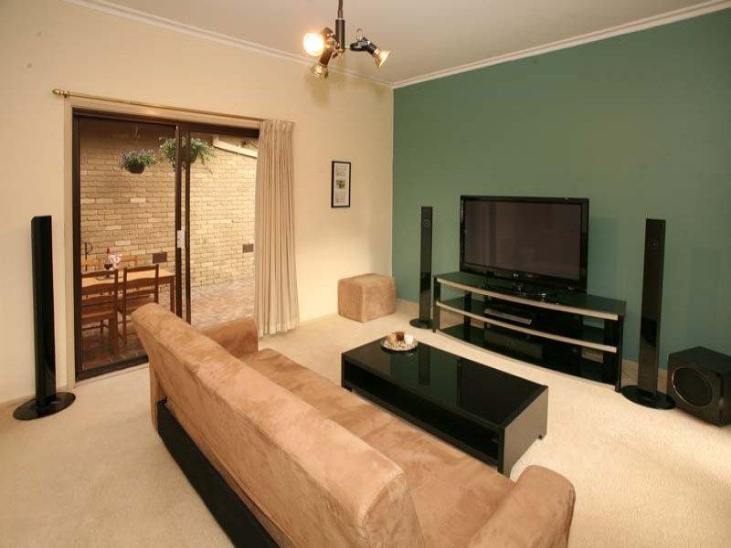 297 Gallaghers Road, Glen Waverley VIC 3150