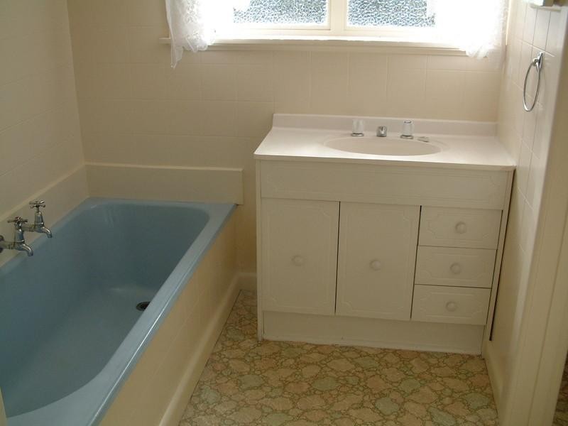 27 Douglas Street, Ashwood VIC 3147