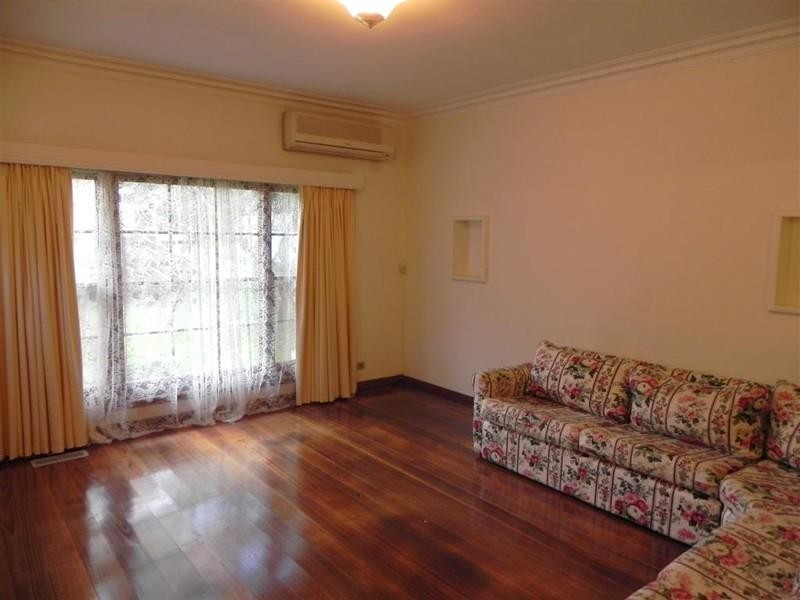 831 High Street Road, Glen Waverley VIC 3150