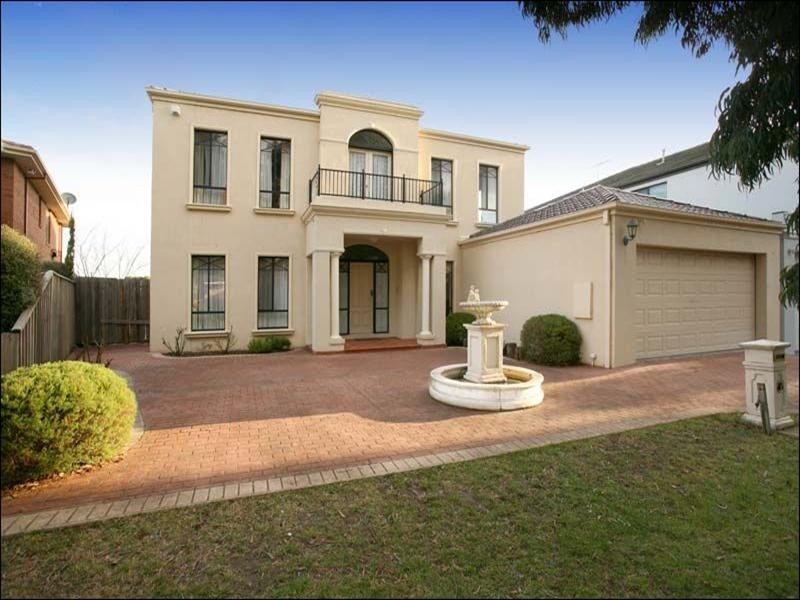117 Herriotts Boulevard, Glen Waverley VIC 3150