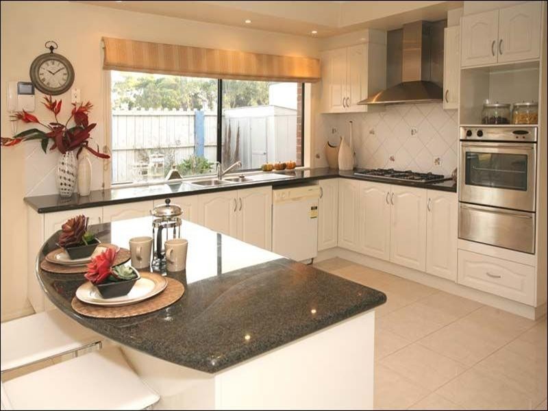 117 Herriotts Boulevard, Glen Waverley VIC 3150