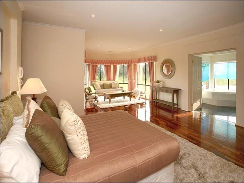 117 Herriotts Boulevard, Glen Waverley VIC 3150