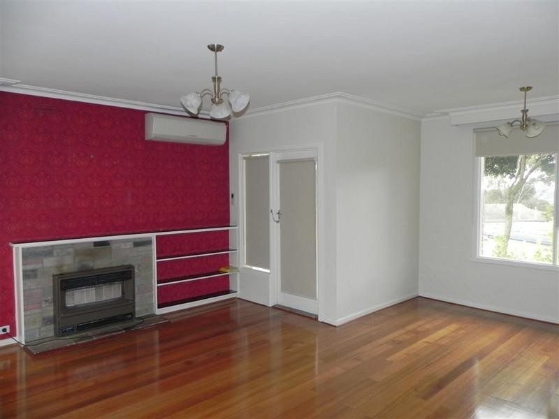 12 Springvale Road, Glen Waverley VIC 3150