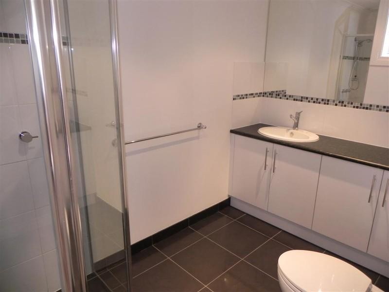 2/17 Box Avenue, Forest Hill VIC 3131