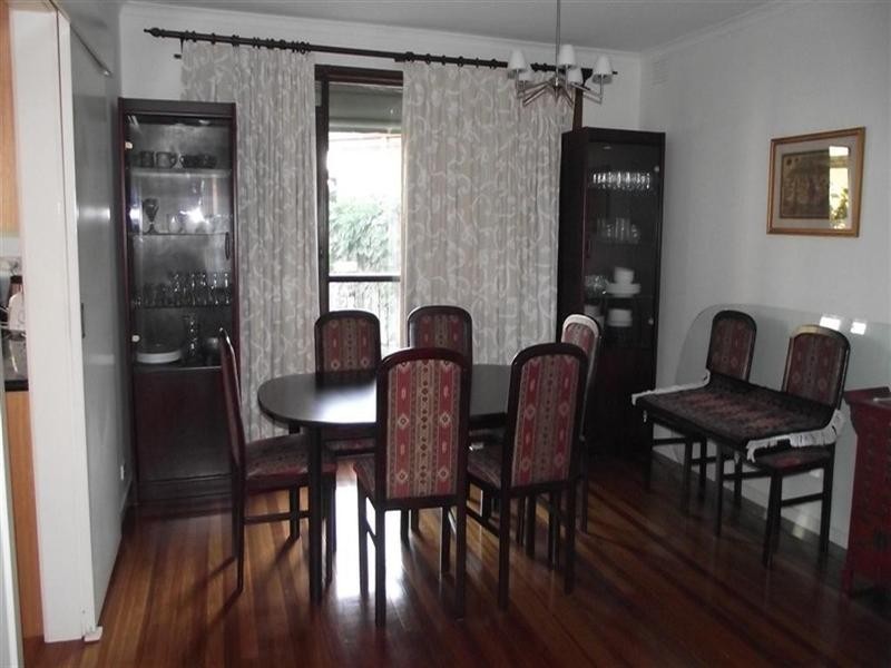 10 Leatherwood Crescent, Wheelers Hill VIC 3150