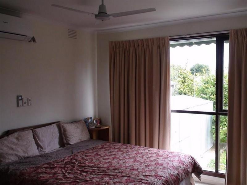 10 Leatherwood Crescent, Wheelers Hill VIC 3150