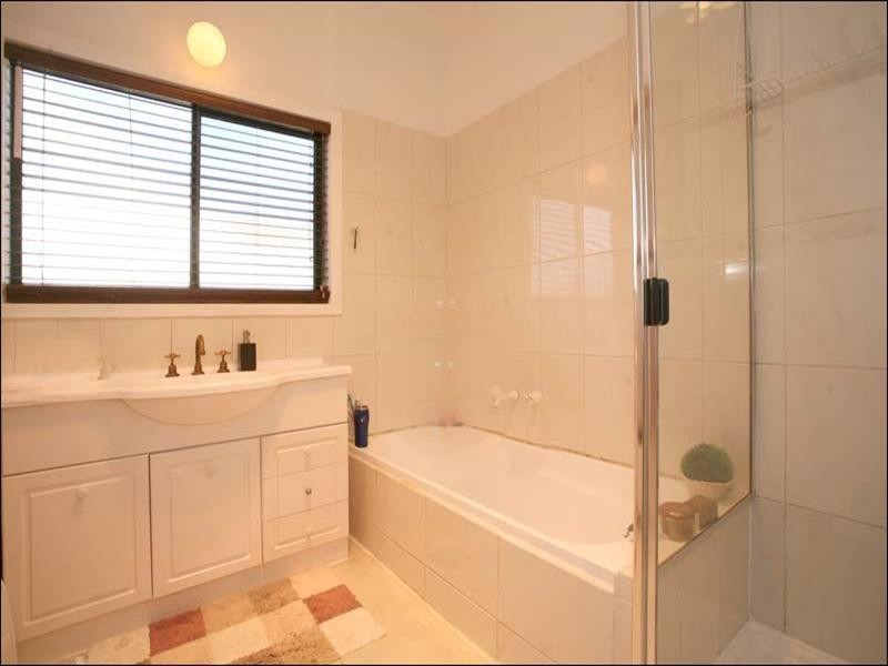 1/4 Forster Street, Noble Park VIC 3174