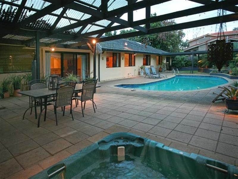 7 Kosciusko Court, Wheelers Hill VIC 3150