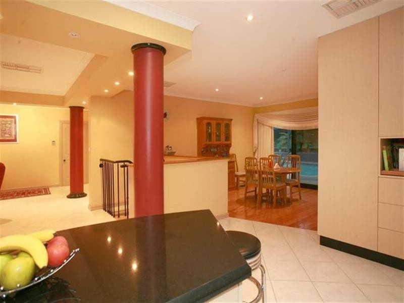 7 Kosciusko Court, Wheelers Hill VIC 3150