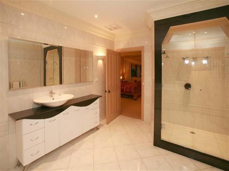 7 Kosciusko Court, Wheelers Hill VIC 3150