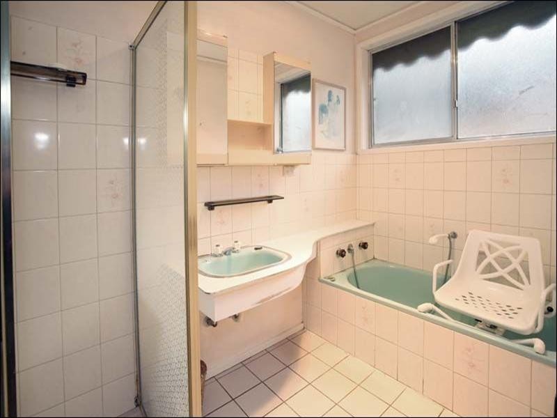 12 Dorset Street, Glen Waverley VIC 3150