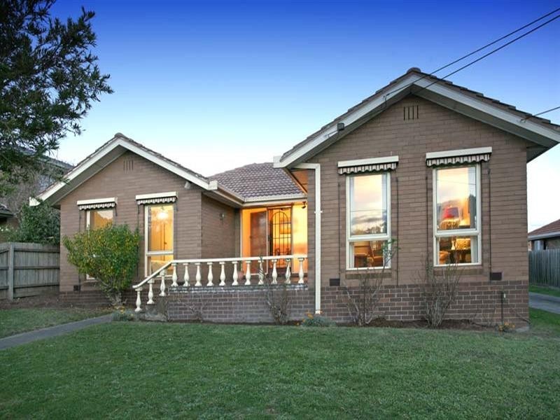 52 Brentwood Drive, Glen Waverley VIC 3150