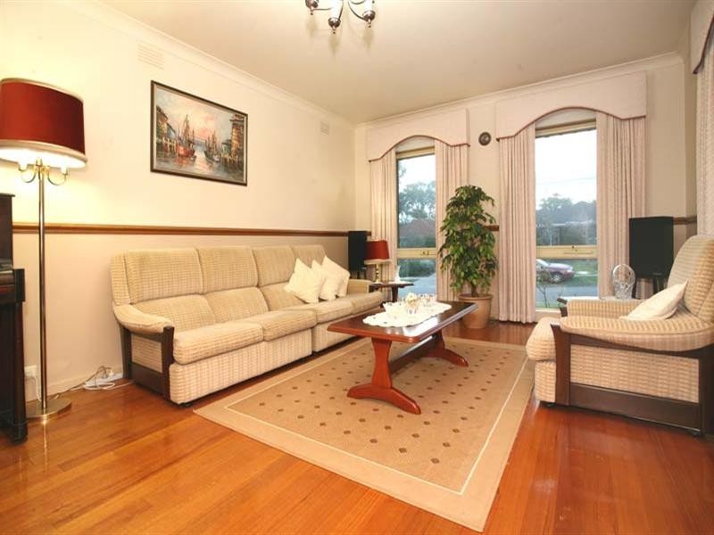 52 Brentwood Drive, Glen Waverley VIC 3150