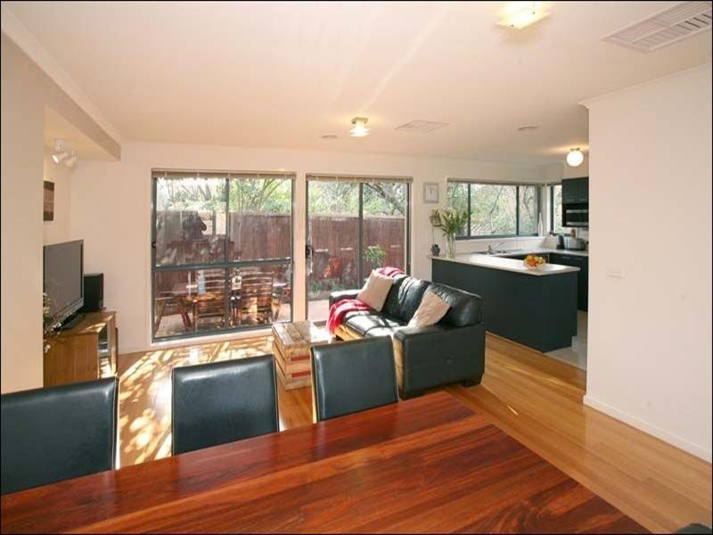 2/578 Blackburn Road, Glen Waverley VIC 3150