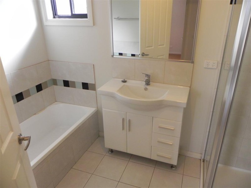 2/1 Abbot Court, Glen Waverley VIC 3150