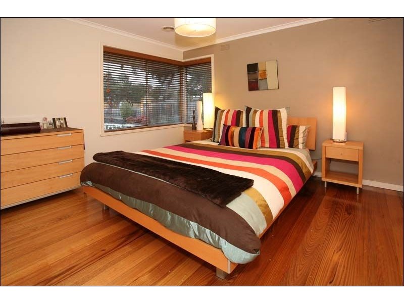 15 The Outlook, Glen Waverley VIC 3150