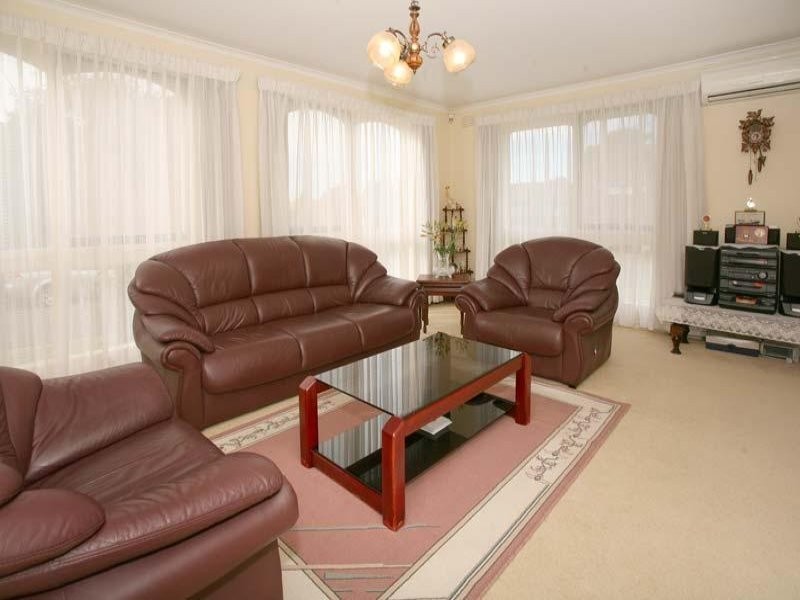 15 Parsons Avenue, Glen Waverley VIC 3150