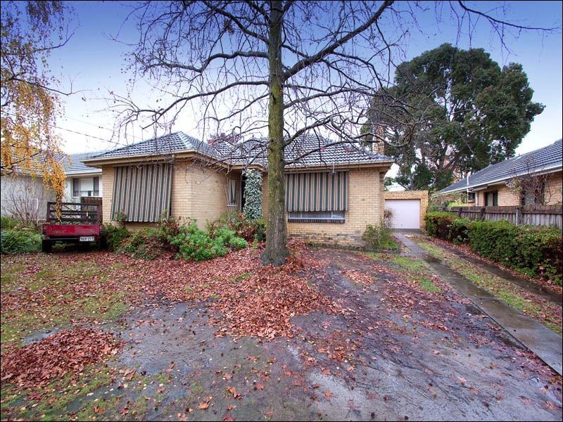 16 Fraser Street, Glen Waverley VIC 3150