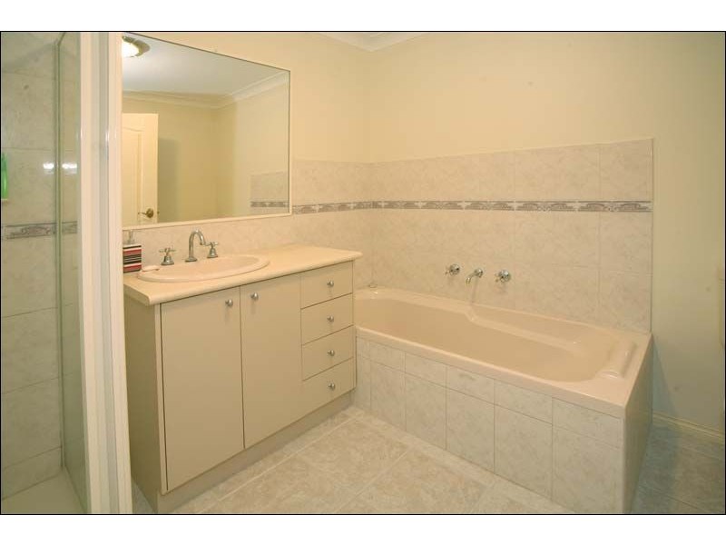 2/17 Townsend Street, Glen Waverley VIC 3150