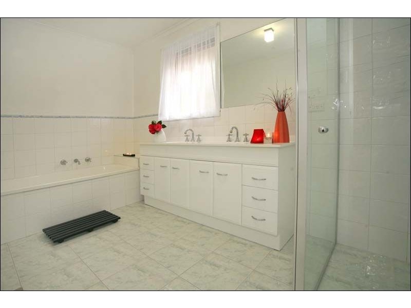 12 Adam Avenue, Wheelers Hill VIC 3150