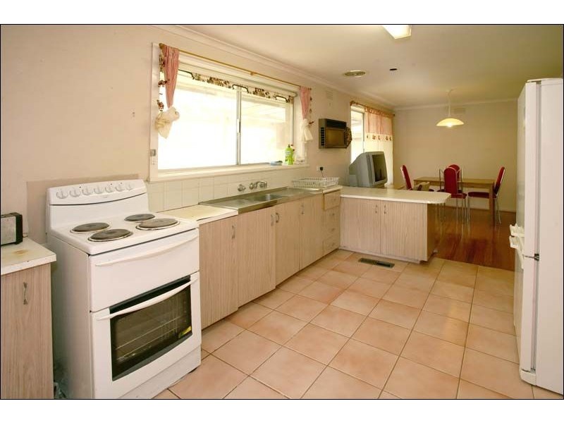 8 Judy Court, Vermont VIC 3133