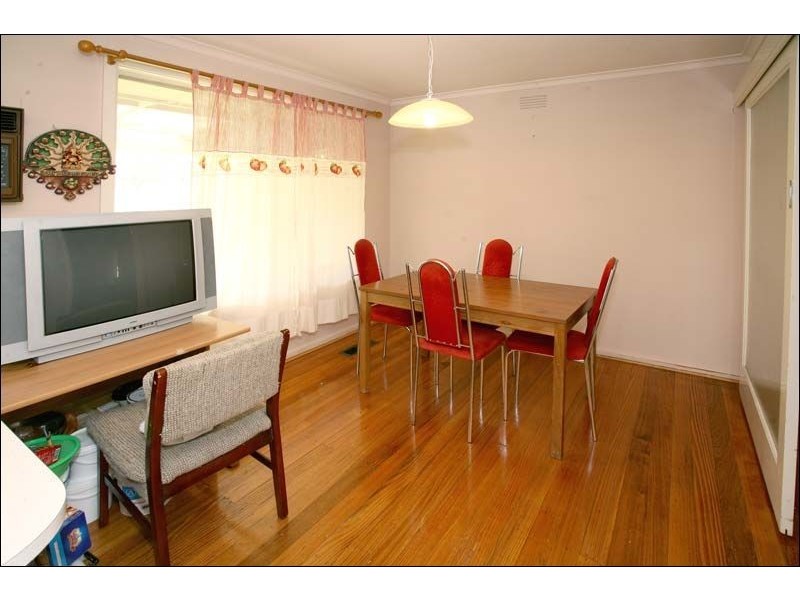 8 Judy Court, Vermont VIC 3133